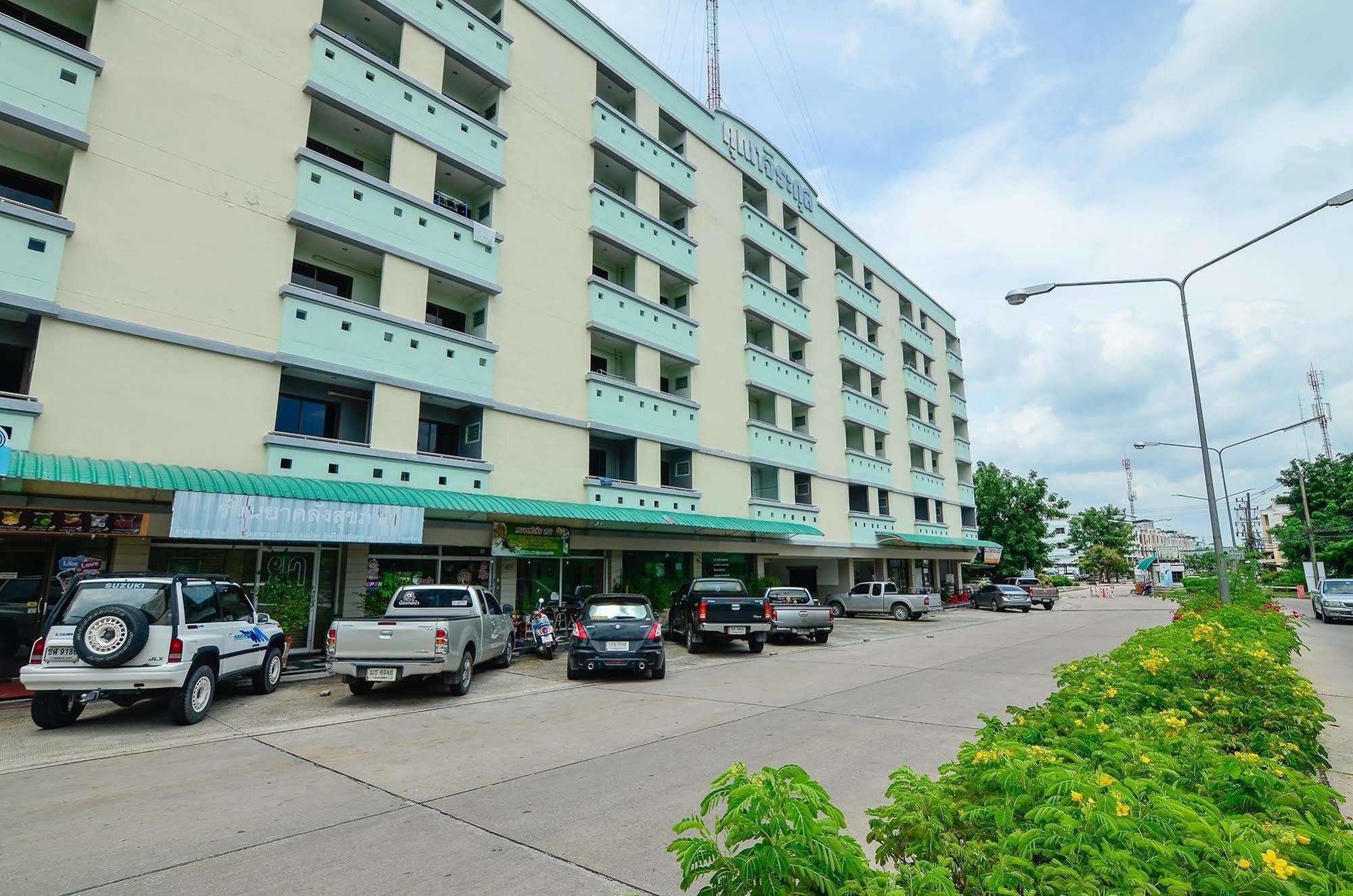 Bj Boutique Aparthotel Rayong Ngoại thất bức ảnh