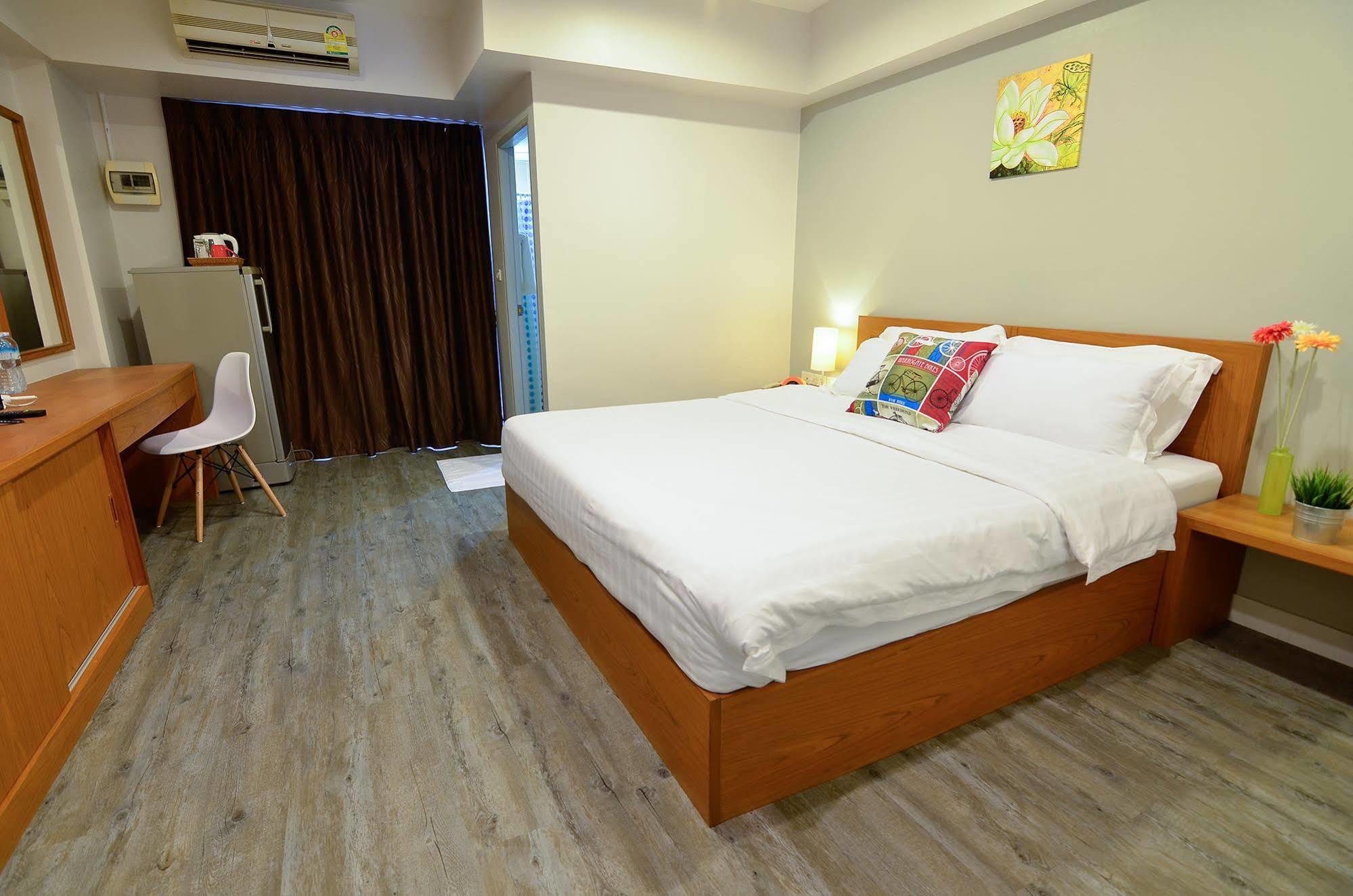 Bj Boutique Aparthotel Rayong Ngoại thất bức ảnh